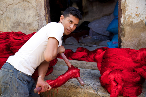 dying yarn / fés, morocco