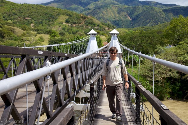puente de occidente pedestrian / santa fe de antioquia, colombia